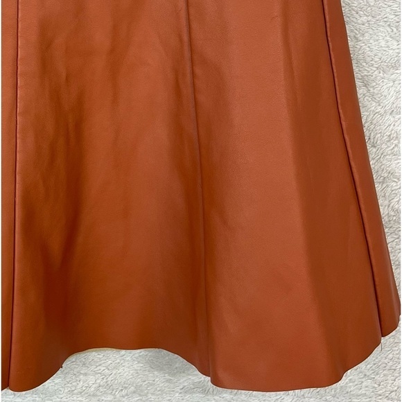 Caramel Brown Faux Leather Mini Skirt Size Small Skater Back Zipper - Picture 7 of 16